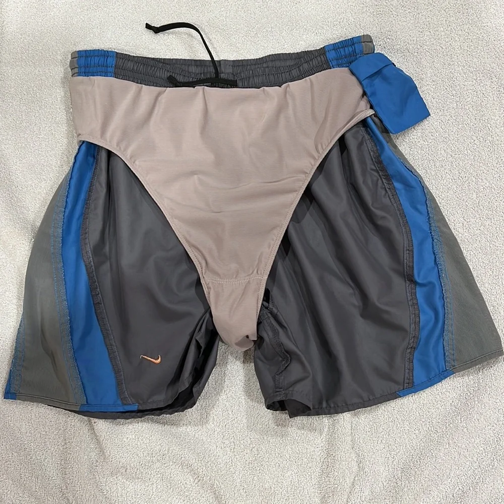 Vintage Nike Running shorts! Small